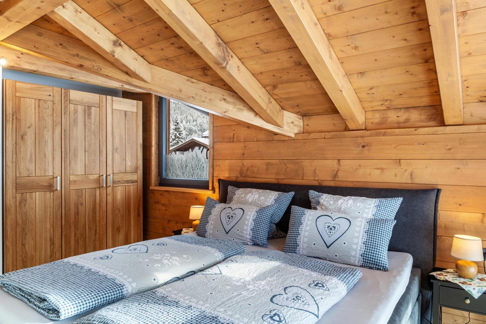 Chalet Aus Holz Garmisch-Partenkirchen Exterior foto